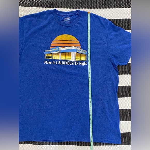 BLOCKBUSTER VIDEO Mens Large Blue Vtg/Retro Style Graphic Y2K T-shirt - Picture 5 of 6